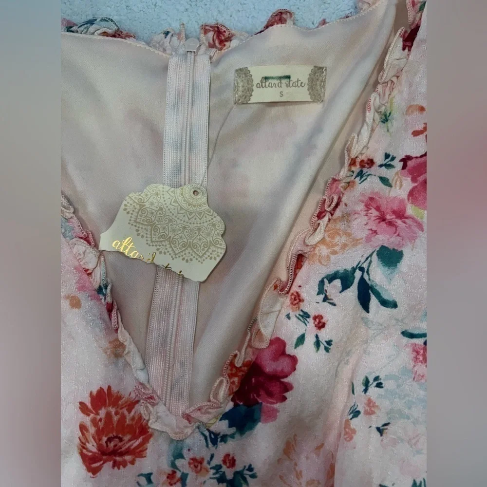 New ✨ Alter'd State Floral Ruffle Romper - Picture 4 of 10